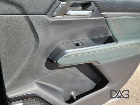 Used 2024 GMC Acadia AT4 w/ Super Cruise Package image 23