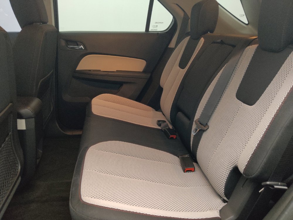 Used 2017 Chevrolet Equinox LT FWD image 18