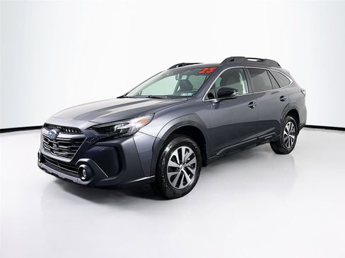 Used 2025 Subaru Outback Premium w/ Popular Package #1A image 3