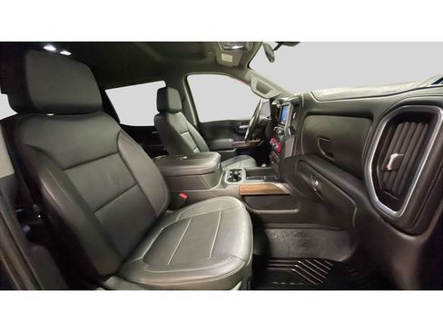 Used 2022 Chevrolet Silverado 1500 LT Trail Boss w/ Convenience Package II image 17