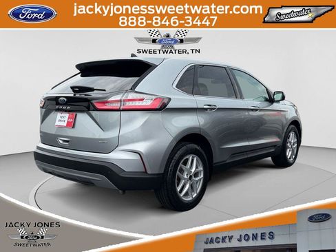Certified 2024 Ford Edge SEL w/ Convenience Package AWD/4WD image 5