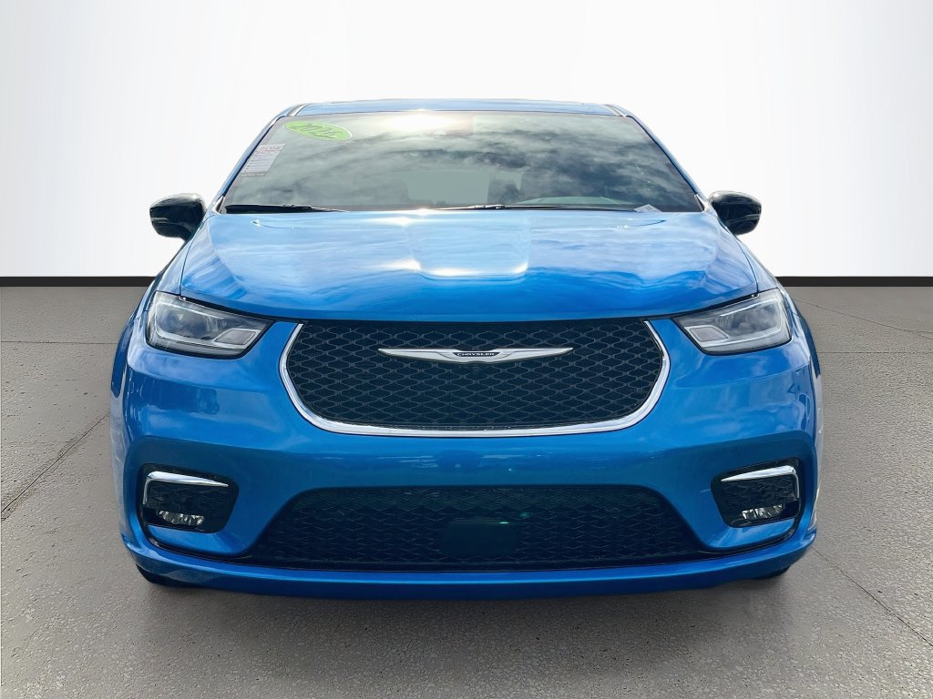 Used 2026 Chrysler Pacifica Select FWD image 2