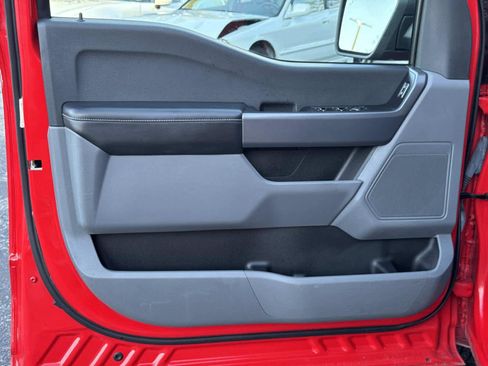 Used 2021 Ford F150 XLT image 16