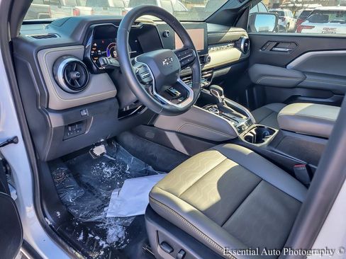 Used 2023 Chevrolet Colorado ZR2 w/ ZR2 Convenience Package III image 11