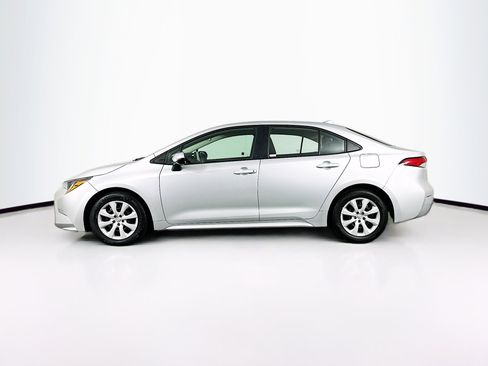 Used 2024 Toyota Corolla LE image 4