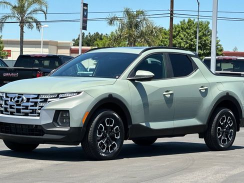 Used 2022 Hyundai Santa Cruz SEL Premium AWD/4WD image 9