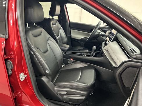Certified 2024 Jeep Compass Limited AWD/4WD image 22