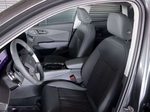 New 2026 Audi Q3 quattro 2.0T AWD/4WD image 8