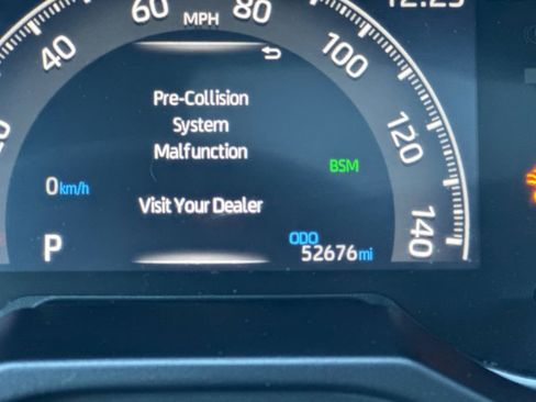 Certified 2023 Toyota RAV4 XLE Premium FWD image 24