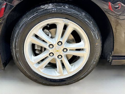 Used 2018 Chevrolet Cruze LT w/ Sun And Sound Package image 31