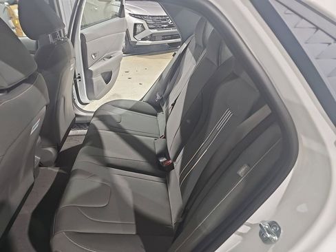 New 2026 Hyundai Elantra Sport FWD image 15