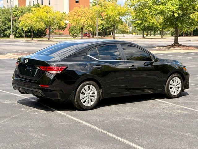 Used 2025 Nissan Sentra S FWD image 8