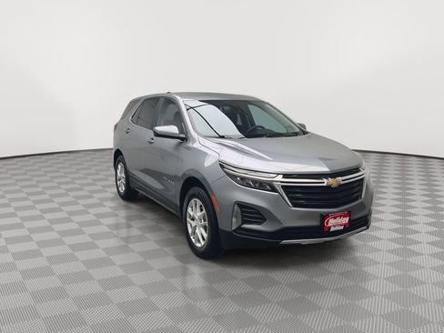 Used 2023 Chevrolet Equinox LT w/ Driver Convenience Package image 32