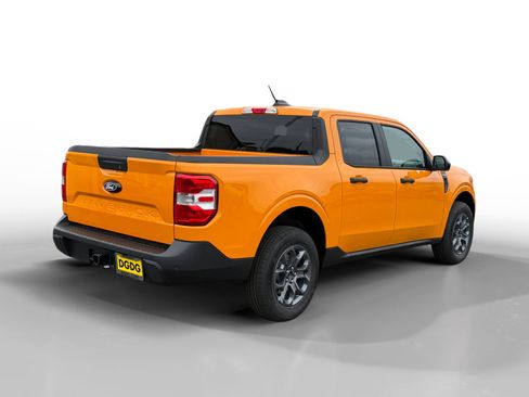 New 2026 Ford Maverick XLT FWD image 5