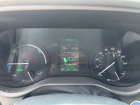 Used 2023 Toyota Sienna XLE FWD image 14