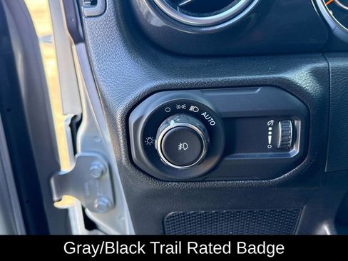 Used 2023 Jeep Wrangler Unlimited Sahara AWD/4WD image 25
