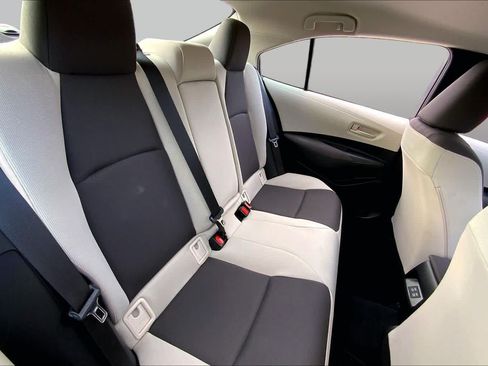 Used 2025 Toyota Corolla LE FWD image 19