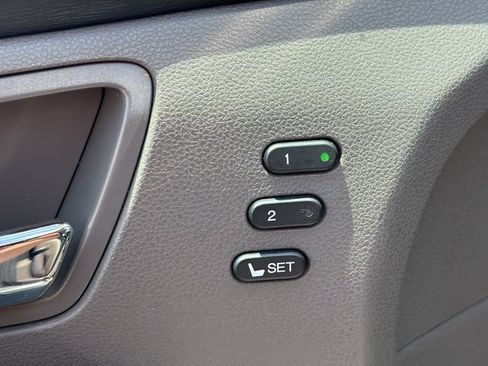 Used 2016 Honda Odyssey Touring image 11