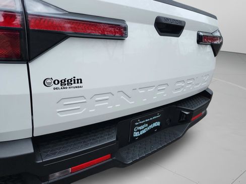 Certified 2025 Hyundai Santa Cruz SE FWD image 28