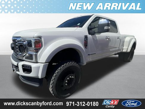 Used 2020 Ford F450 Platinum w/ FX4 Off-Road Package AWD/4WD image 5