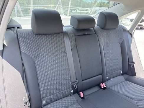 Used 2014 Volkswagen Passat 2.5 S FWD image 47