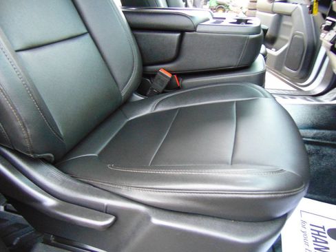 Used 2020 Chevrolet Silverado 2500 W/T w/ WT Convenience Package image 14