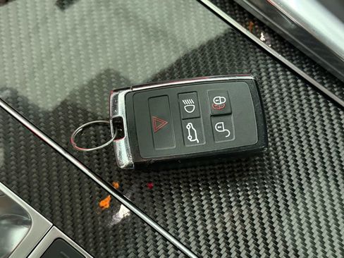 Used 2021 Land Rover Range Rover Sport SVR image 49