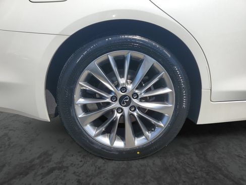 Used 2020 INFINITI Q50 Luxe RWD image 5