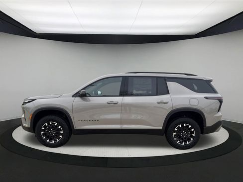 New 2026 Chevrolet Traverse Z71 AWD/4WD image 2