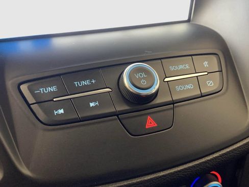 Used 2019 Ford Escape SEL image 25