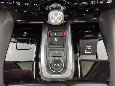 Used 2023 Acura MDX FWD w/ Technology Package image 32