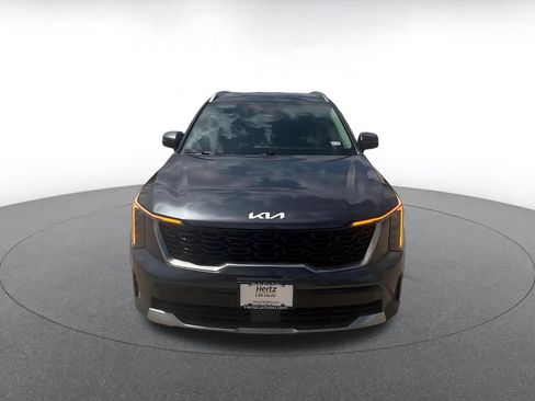 Used 2024 Kia Sorento S FWD image 4