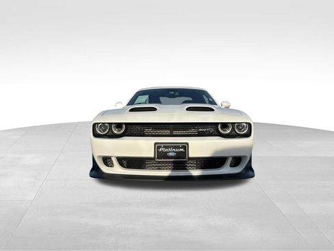 Used 2020 Dodge Challenger SRT Hellcat Redeye image 9