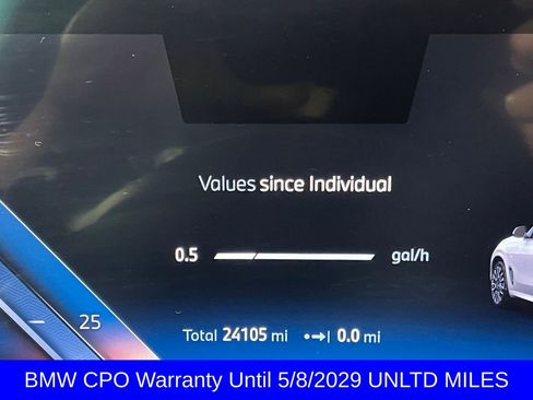 Used 2025 BMW X5 xDrive40i w/ M Sport Package AWD/4WD image 2