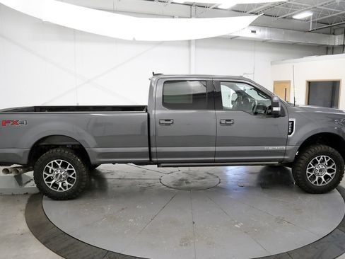Used 2022 Ford F250 Lariat w/ Lariat Ultimate Package AWD/4WD image 8