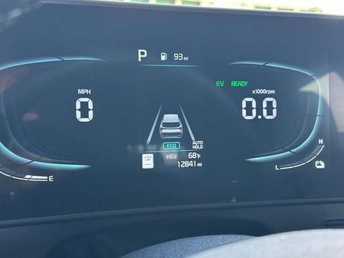 Used 2025 Kia Sportage X-Line AWD/4WD image 28