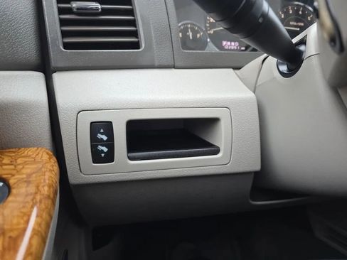 Used 2008 Jeep Grand Cherokee Limited w/ Trailer Tow Group IV image 28