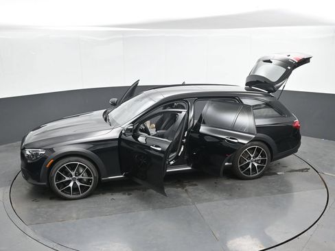 Used 2022 Mercedes-Benz E 450 4MATIC All-Terrain Wagon image 51