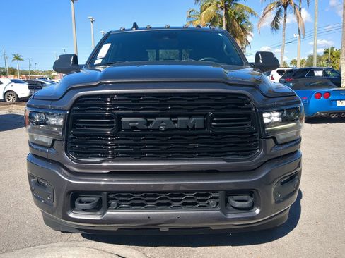 Used 2022 RAM 3500 Limited image 3