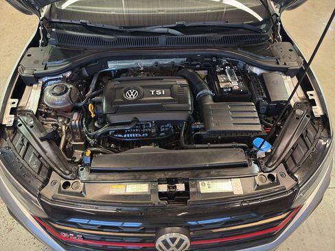 Used 2020 Volkswagen Jetta GLI FWD image 30