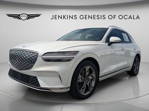 Certified 2024 Genesis Electrified GV70 AWD/4WD image 7