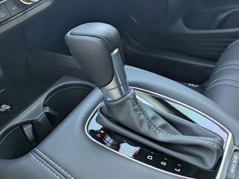 Certified 2026 Honda HR-V EX-L image 11