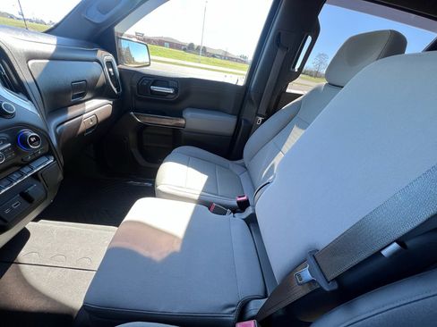 Used 2021 Chevrolet Silverado 1500 LT w/ Z71 Off-Road Package image 26