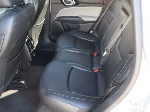 Used 2025 Jeep Compass Limited AWD/4WD image 30