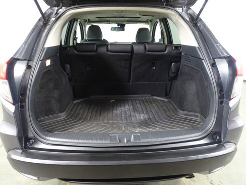 Used 2021 Honda HR-V EX-L image 14