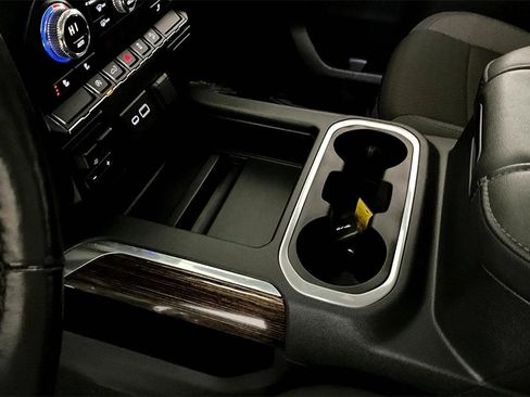 Used 2021 GMC Sierra 1500 Elevation image 16