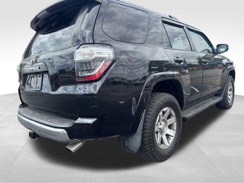 Used 2016 Toyota 4Runner Trail AWD/4WD image 5