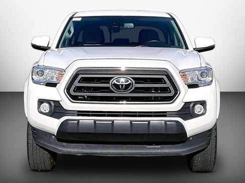 Used 2023 Toyota Tacoma SR5 w/ Technology Package AWD/4WD image 3