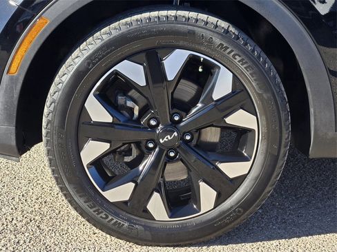 Certified 2023 Kia Sportage X-Line w/ X-Line Premium Package image 11