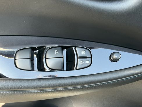 Used 2021 Nissan Leaf SL Plus FWD image 8